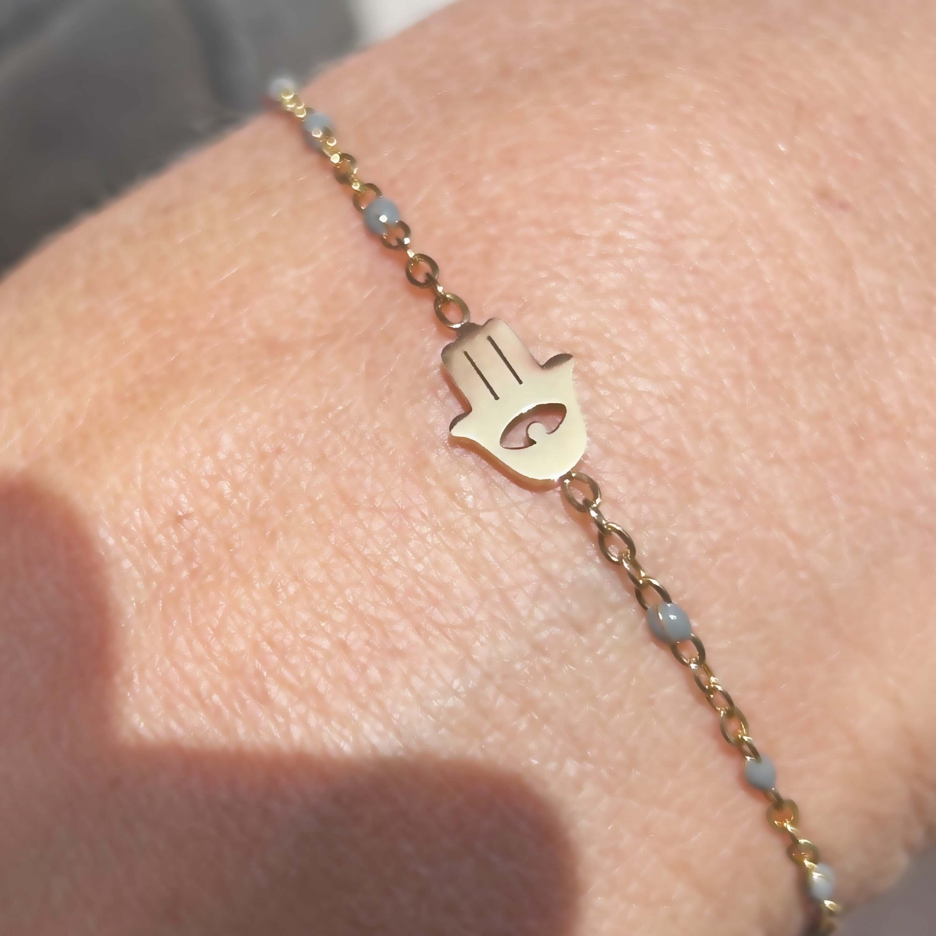 Collier - Femme - Chaîne Et Pendentif - Main De Fatma - évidée - Ciselée - Plaqué Or Jaune 750