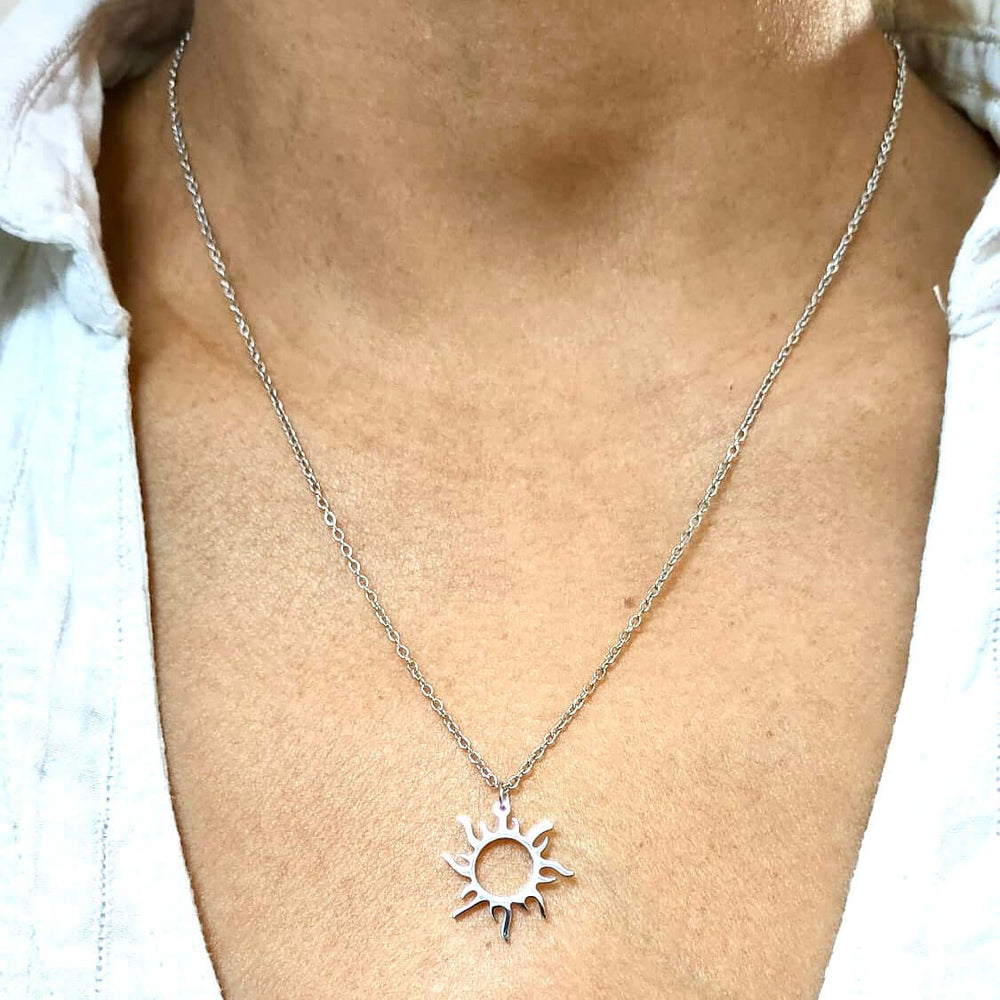 
                  
                    Collier Soleil
                  
                